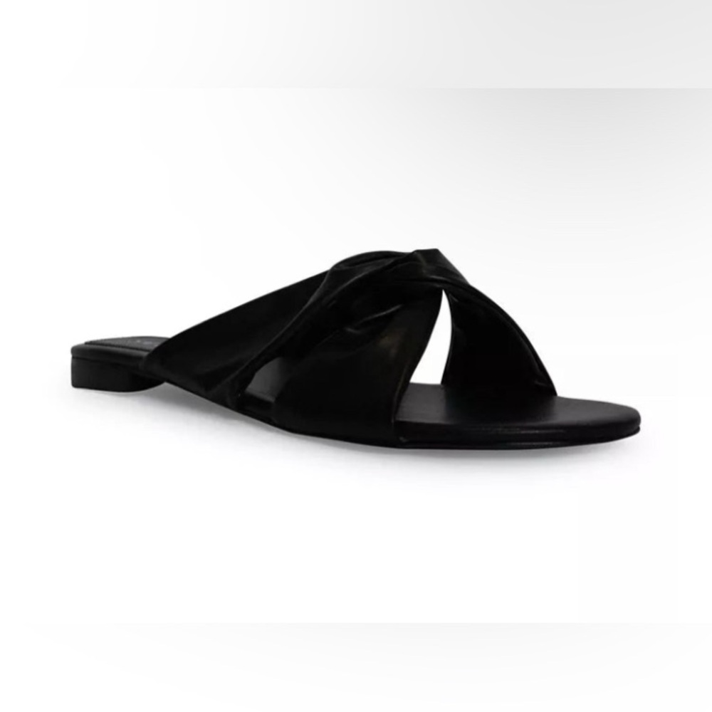 Smash “Nina” Strappy Black Flats Size 10 NWT